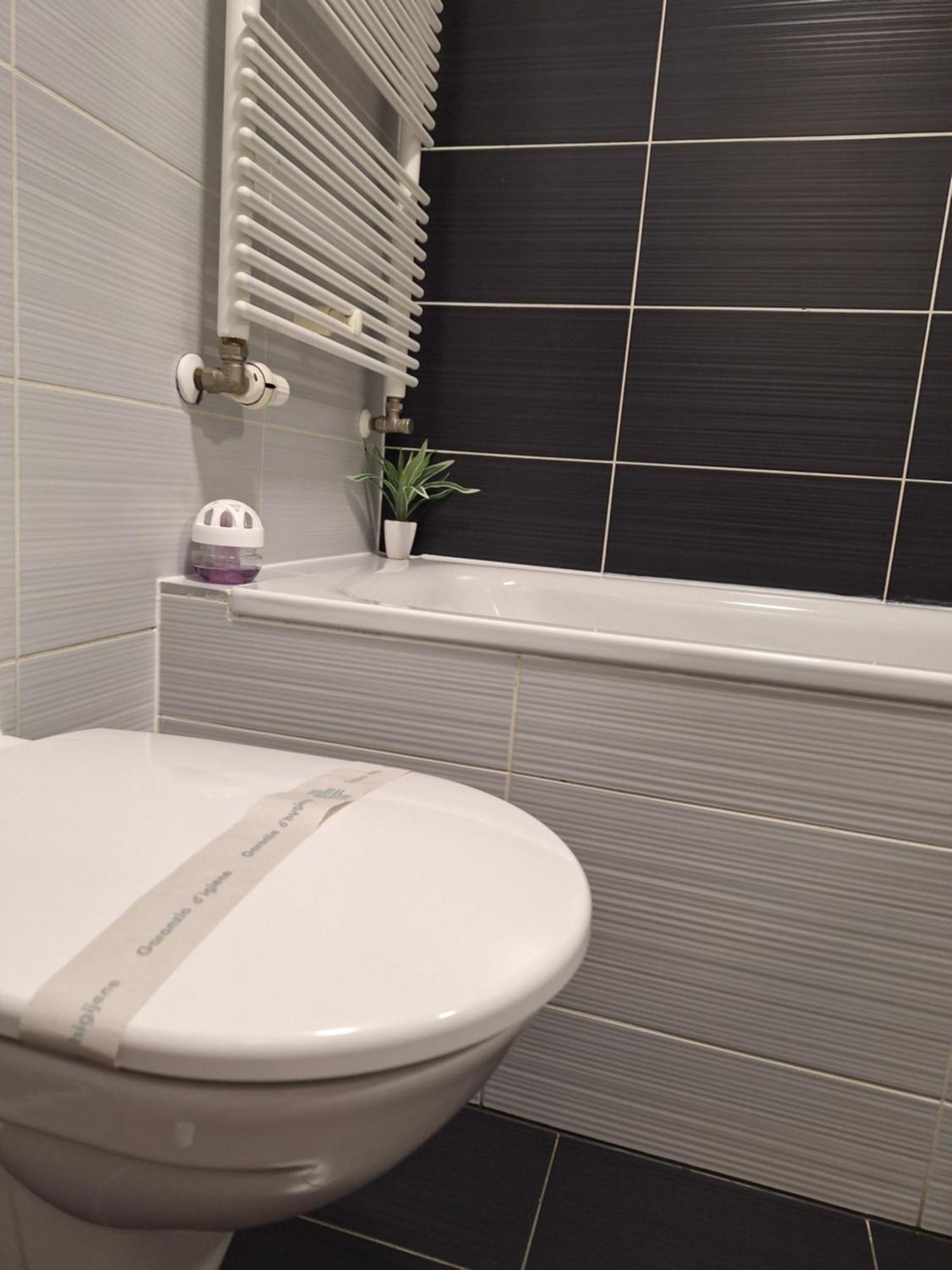 Apartman Lory, Zagreb, Downtown, With Own Parking In The Garage Exterior photo